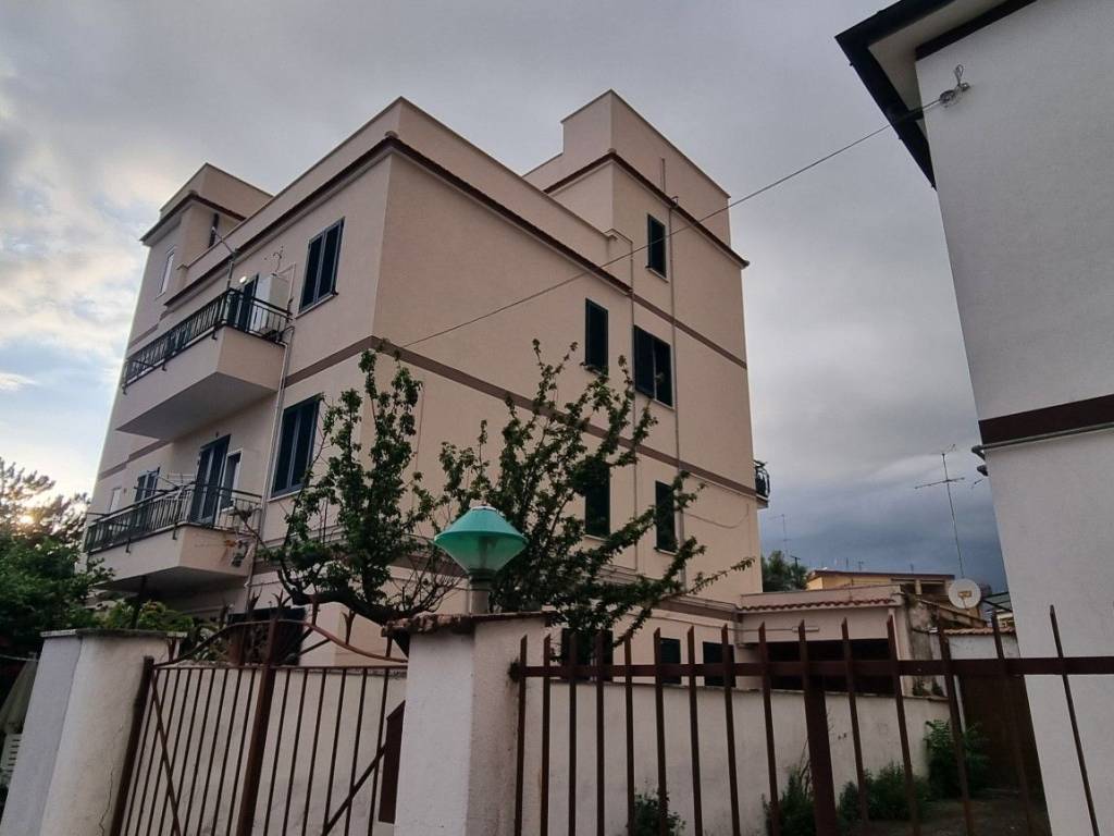 appartamento in vendita a Roma in zona Alessandrino