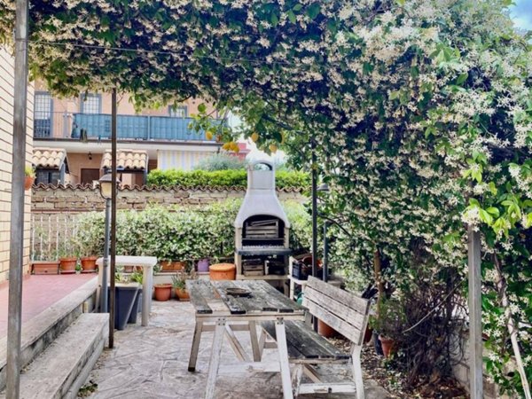 appartamento in vendita a Roma in zona Acilia