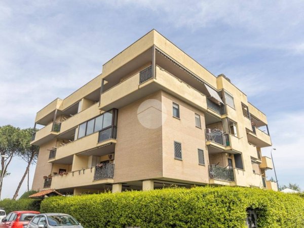 appartamento in vendita a Roma in zona Ponte di Nona
