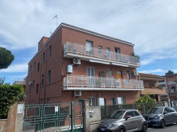 appartamento in vendita a Roma in zona Aurelio