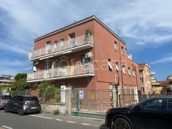 appartamento in vendita a Roma in zona Montespaccato