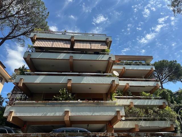 appartamento in vendita a Roma in zona Grottarossa