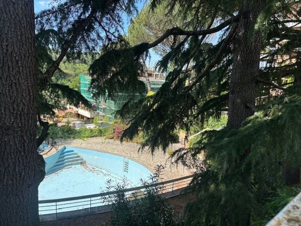 appartamento in vendita a Roma in zona Tomba di Nerone