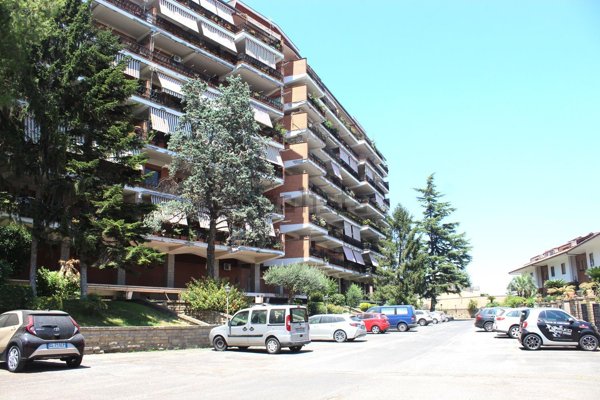 appartamento in vendita a Roma in zona Acilia