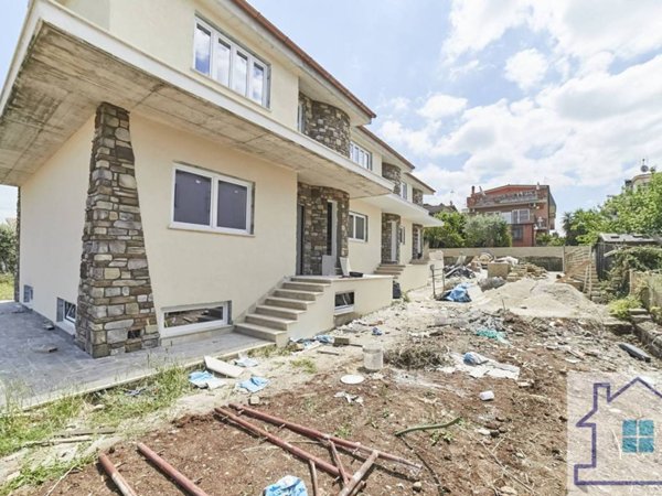 casa indipendente in vendita a Roma in zona Tor Vergata/Torrenova