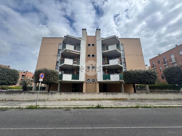 appartamento in vendita a Roma in zona Tor Vergata/Torrenova