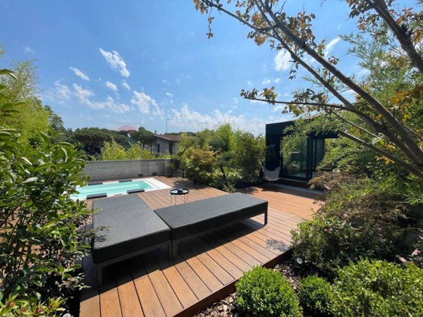 casa indipendente in vendita a Roma in zona Della Vittoria