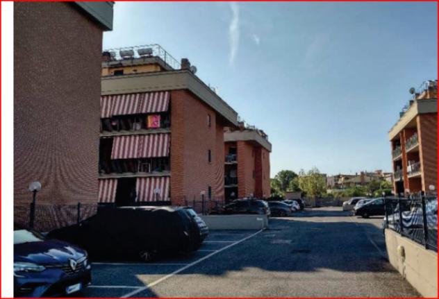 appartamento in vendita a Roma in zona Lunghezza