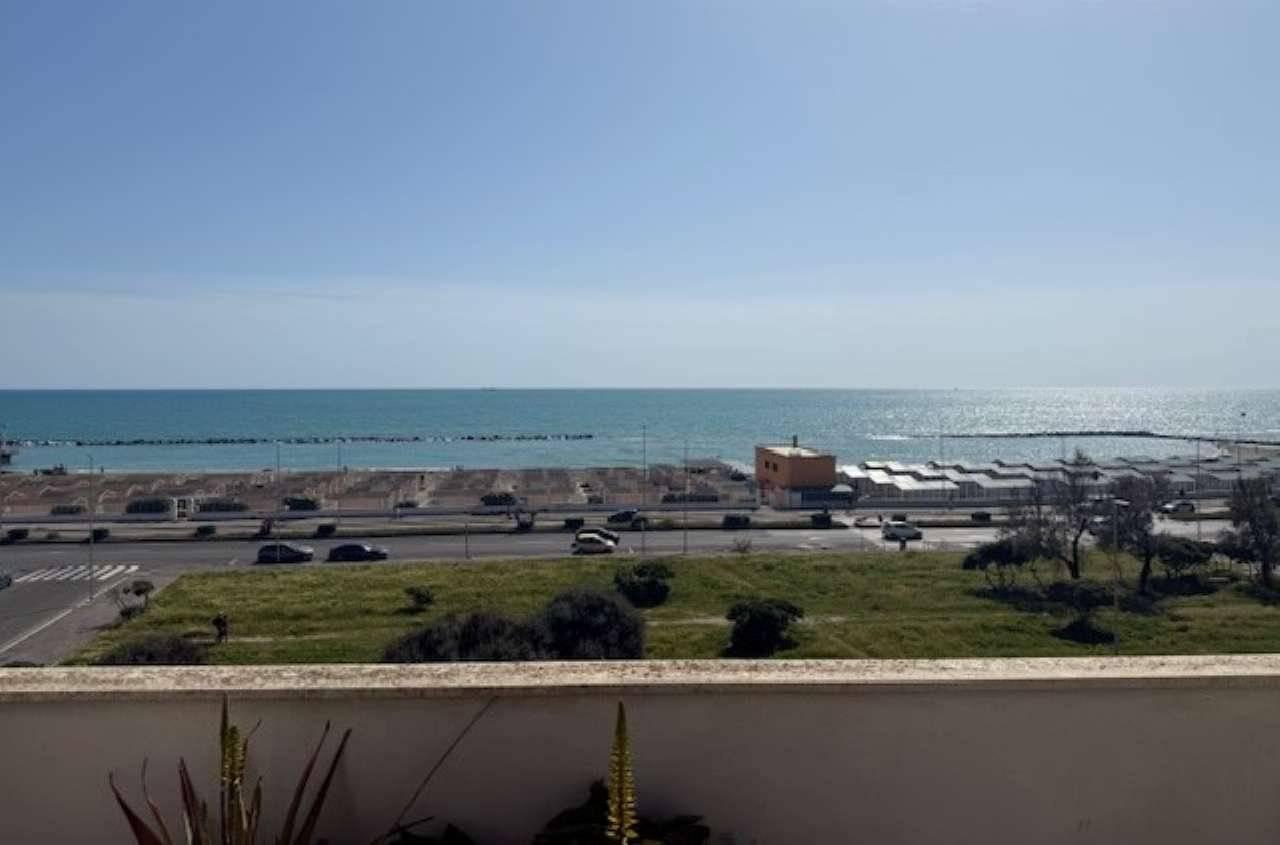 appartamento in vendita a Roma in zona Ostia