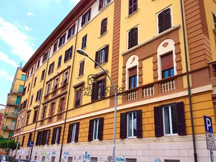 appartamento in vendita a Roma in zona Tuscolano