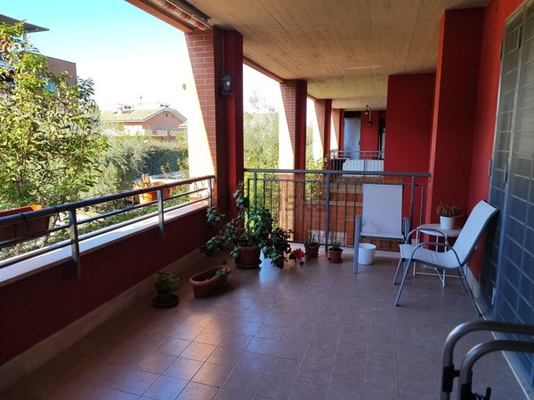 appartamento in vendita a Roma in zona Ponte di Nona