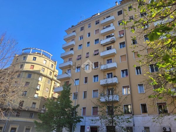 appartamento in vendita a Roma in zona Appio Latino