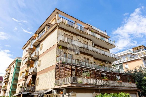 appartamento in vendita a Roma in zona Torrevecchia