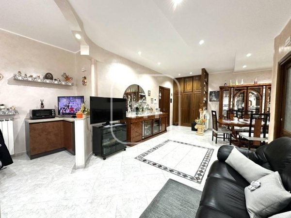 appartamento in vendita a Roma in zona Finocchio