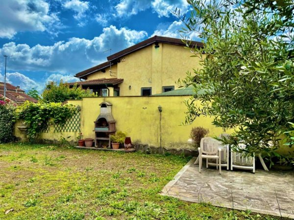 appartamento in vendita a Roma in zona Infernetto