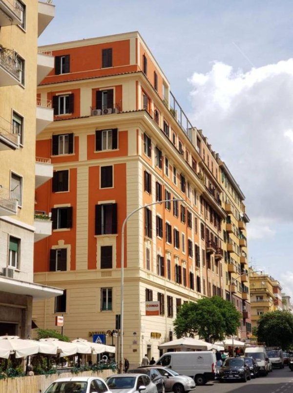 appartamento in vendita a Roma in zona Nomentano