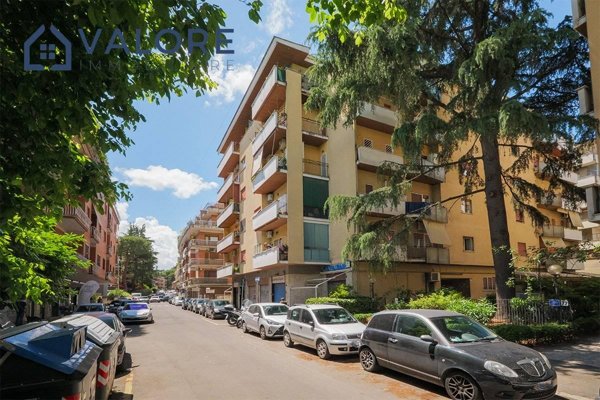 appartamento in vendita a Roma in zona Monte Sacro/Talenti