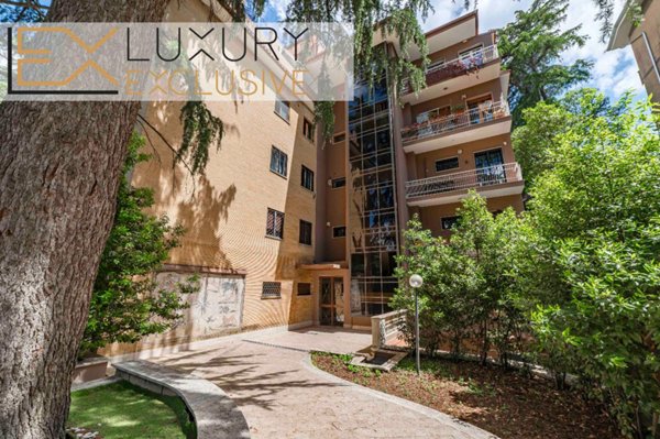 appartamento in vendita a Roma in zona Rione Prati