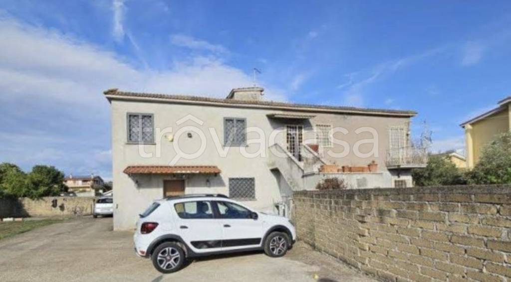 casa indipendente in vendita a Roma in zona Piana del Sole