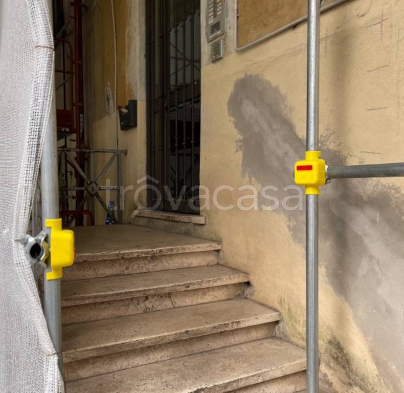 locale commerciale in vendita a Roma