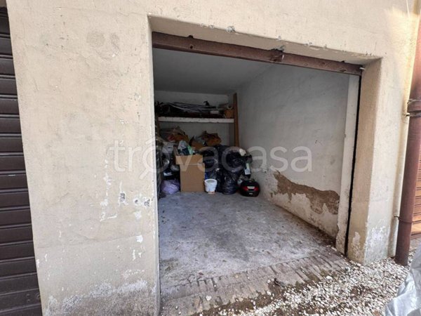 ufficio in vendita a Roma in zona Nomentano