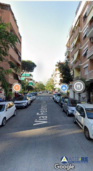 appartamento in vendita a Roma in zona Ostia