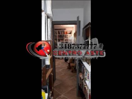 appartamento in vendita a Roma in zona Tuscolano