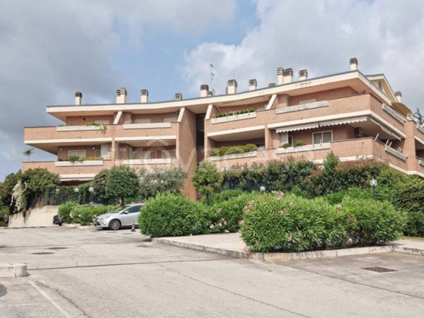 appartamento in vendita a Roma in zona Monte Migliore