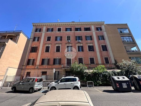 appartamento in vendita a Roma in zona Tuscolano