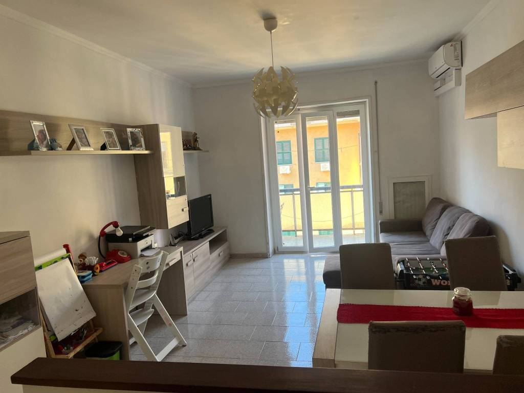 appartamento in vendita a Roma in zona Appio Latino