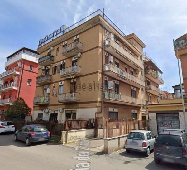 appartamento in vendita a Roma in zona Torre Angela
