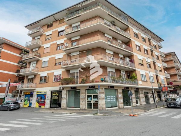 appartamento in vendita a Roma in zona Tuscolano
