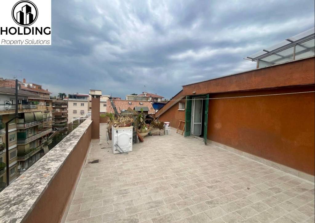 appartamento in vendita a Roma in zona Monte Sacro/Talenti