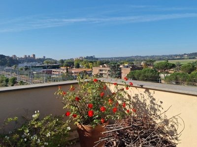 appartamento in vendita a Roma in zona Sette Bagni
