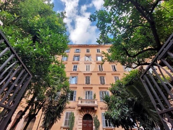appartamento in vendita a Roma in zona Esquilino