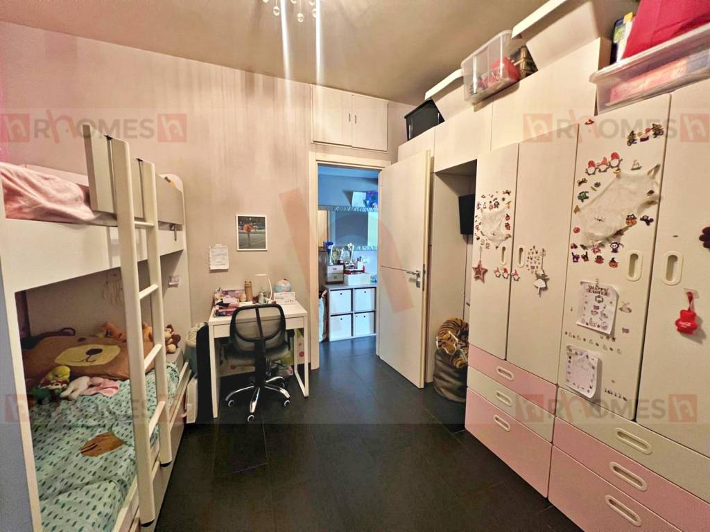 appartamento in vendita a Roma in zona Appio Latino