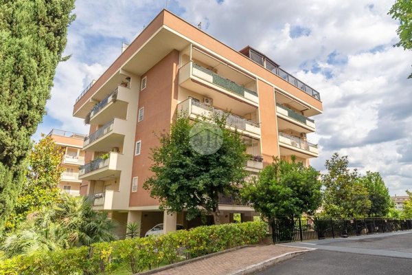 appartamento in vendita a Roma in zona Ponte di Nona