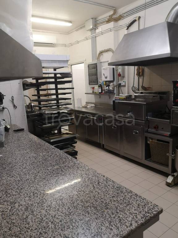 quadrivano in vendita a Roma in zona Spinaceto