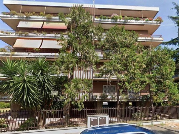 appartamento in vendita a Roma in zona Mostacciano