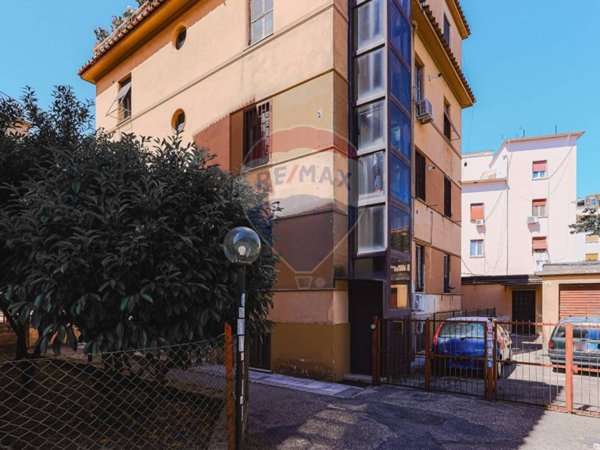 appartamento in vendita a Roma in zona Primavalle