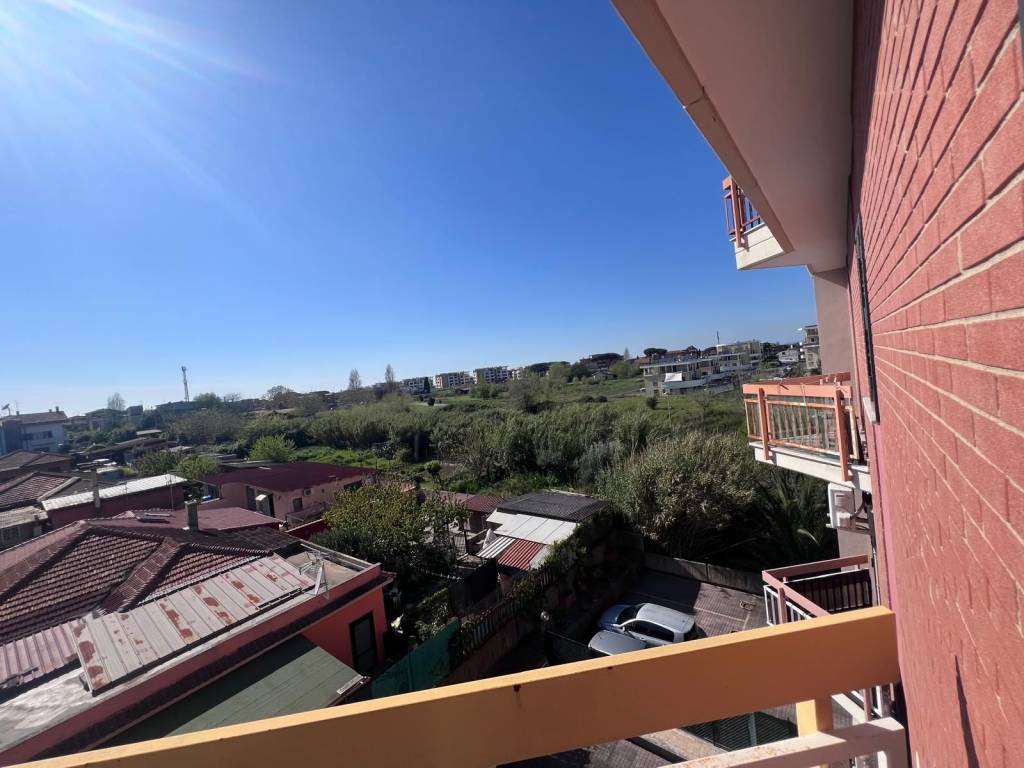 appartamento in vendita a Roma in zona Acilia