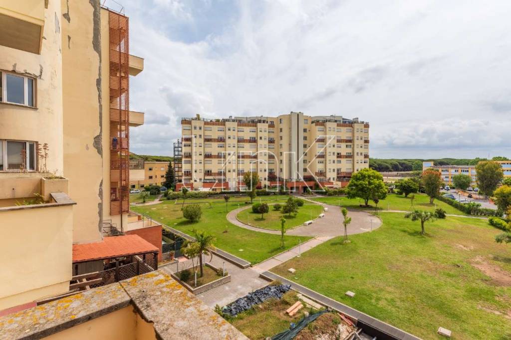 appartamento in vendita a Roma in zona Ostia