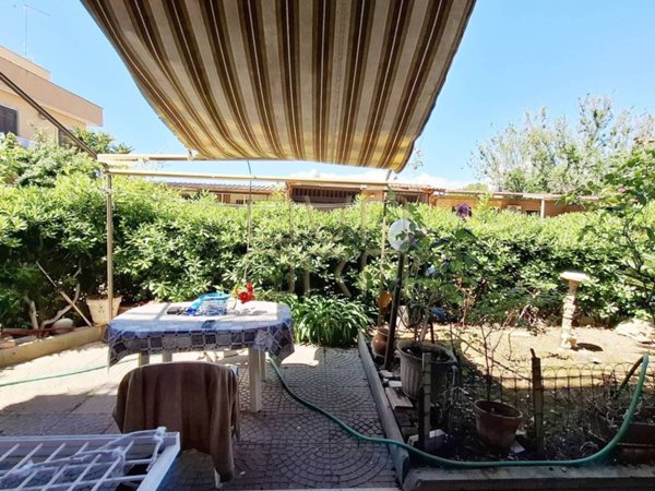 appartamento in vendita a Roma in zona Acilia