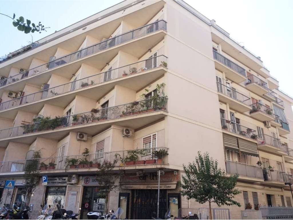 appartamento in vendita a Roma in zona Gianicolense