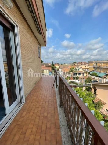 appartamento in vendita a Roma in zona Acilia