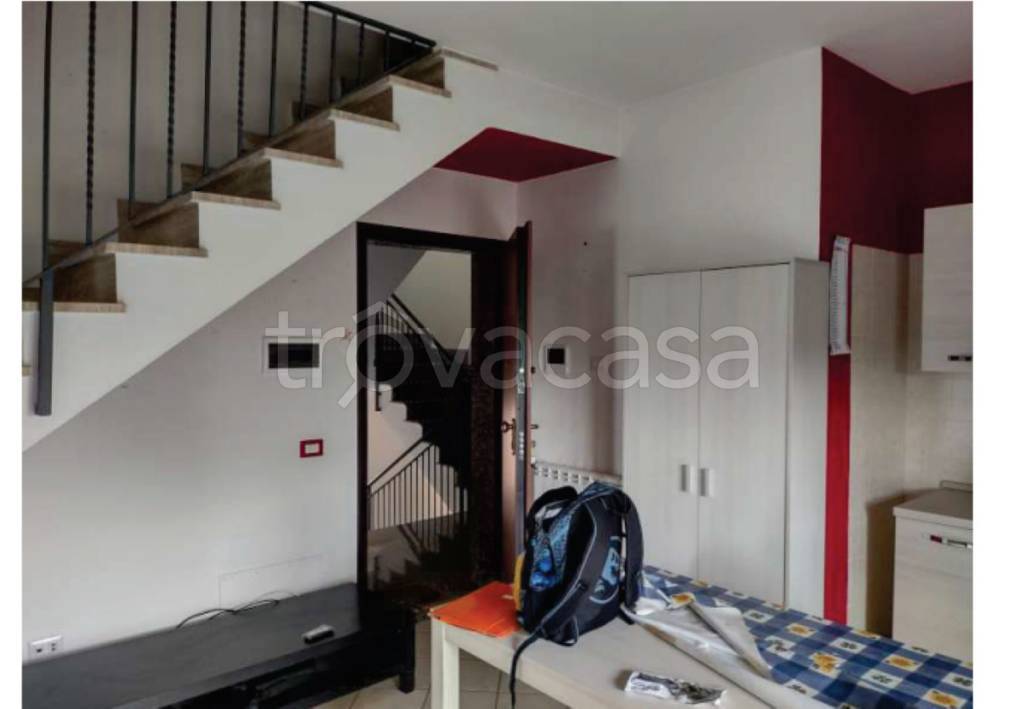 appartamento in vendita a Roma in zona Lunghezza