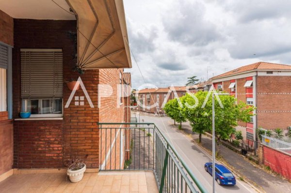 appartamento in vendita a Roma in zona Alessandrino
