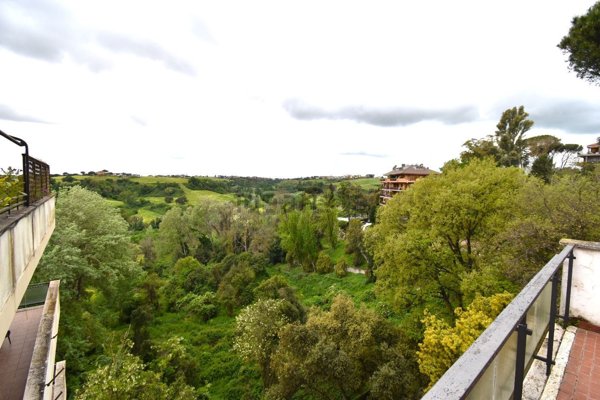 appartamento in vendita a Roma in zona Tor di Quinto