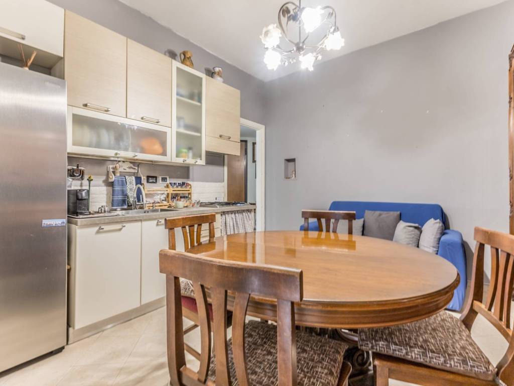 appartamento in vendita a Roma in zona Castelverde