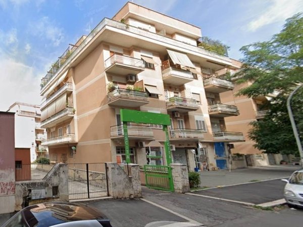 appartamento in vendita a Roma in zona Gianicolense
